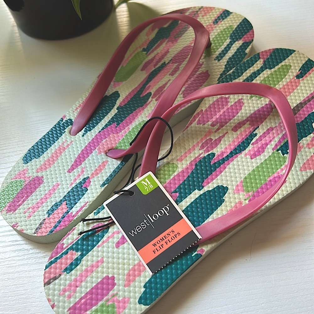 NWT Pink green Colorful Women's Flip Flops Slipper size M 7/8 - Picture 2 of 3